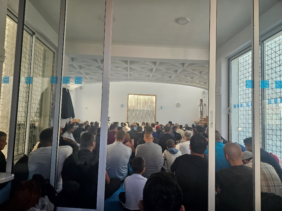 Džuma namaz u Hadrovića džamiji